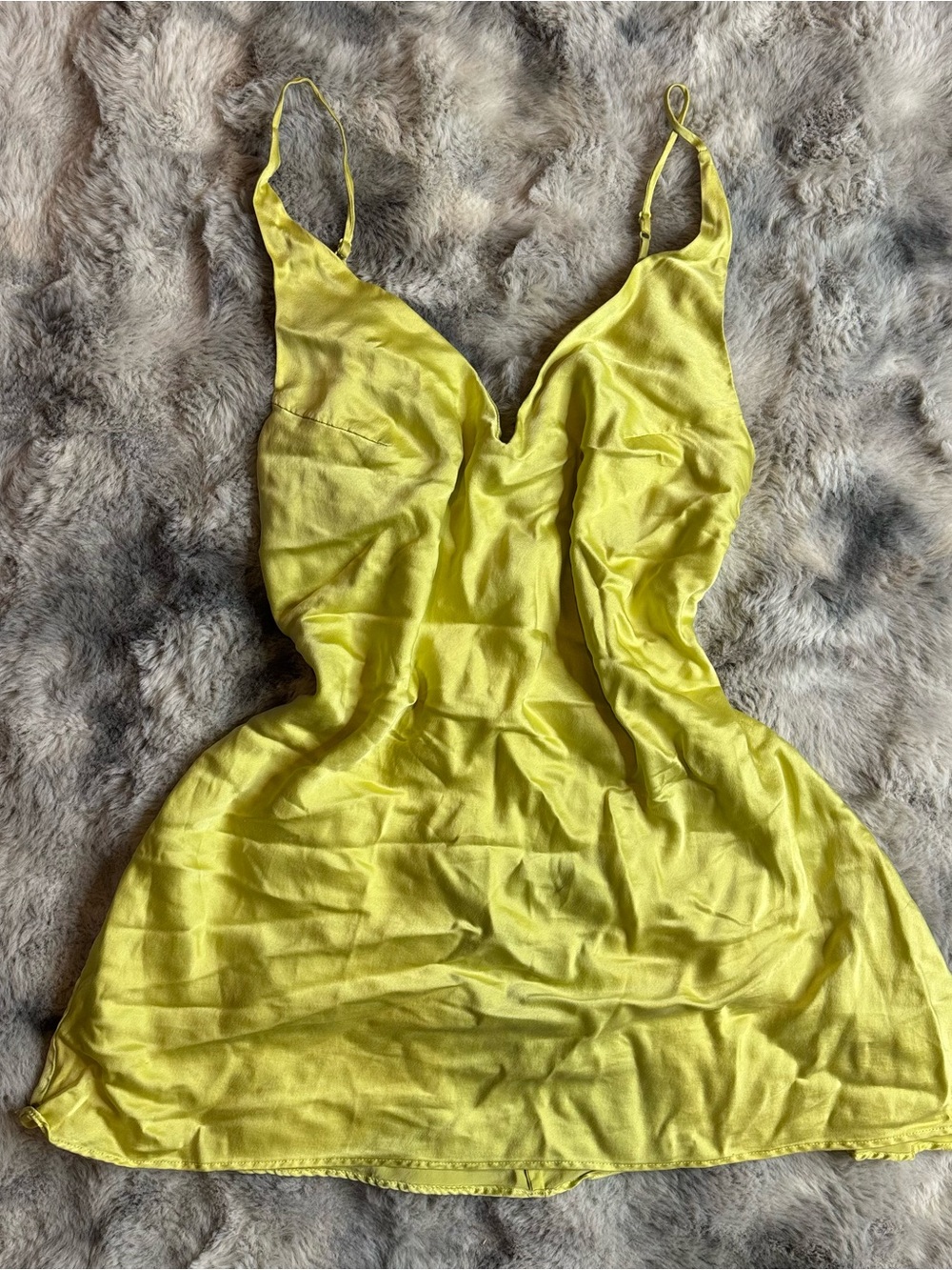 Vintage 1997 Victoria’s Secret 100% Silk Chartreuse Slip Dress M